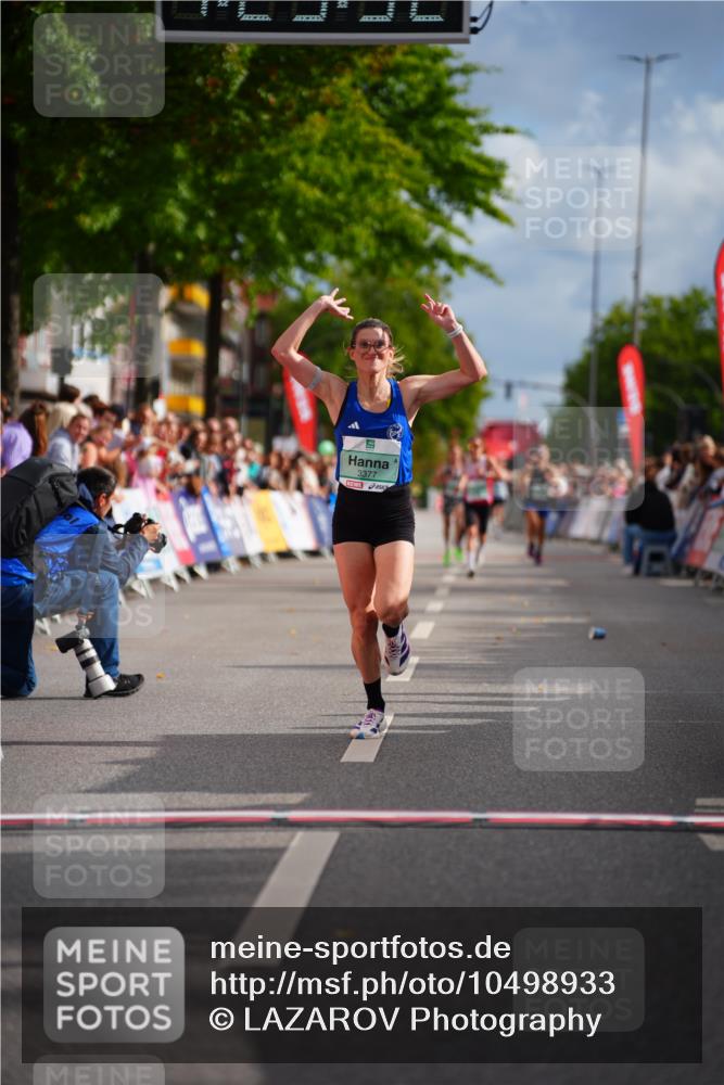 20.09.2026 - PSD Bank Halbmarathon LAZAROV Photography http://msf.ph/oto/10498933 20.09.2026 11:23:52 Ziel 1842, 3377 meine-sportfotos.de