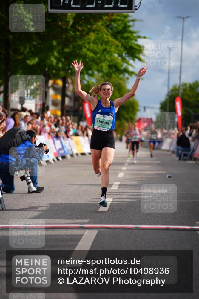 20.09.2026 - PSD Bank Halbmarathon LAZAROV Photography http://msf.ph/oto/10498936 20.09.2026 11:23:52 Ziel 1842, 3377 meine-sportfotos.de