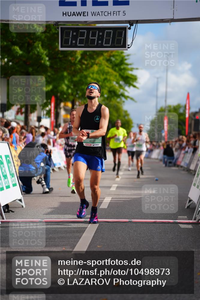 20.09.2026 - PSD Bank Halbmarathon LAZAROV Photography http://msf.ph/oto/10498973 20.09.2026 11:24:00 Ziel 1024, 2776, 3377, 4105, 4146, 4227, 4558 meine-sportfotos.de
