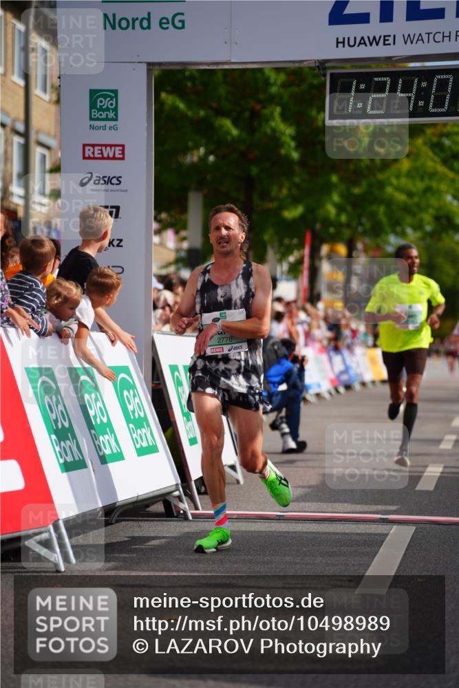 20.09.2026 - PSD Bank Halbmarathon LAZAROV Photography http://msf.ph/oto/10498989 20.09.2026 11:24:02 Ziel 1024, 2776, 2779, 4105, 4146, 4227, 4558 meine-sportfotos.de
