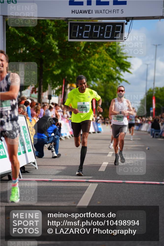 20.09.2026 - PSD Bank Halbmarathon LAZAROV Photography http://msf.ph/oto/10498994 20.09.2026 11:24:03 Ziel 1024, 2776, 2779, 4105, 4146, 4227, 4558 meine-sportfotos.de