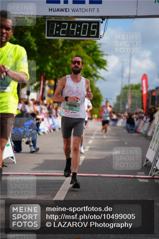 20.09.2026 - PSD Bank Halbmarathon LAZAROV Photography http://msf.ph/oto/10499005 20.09.2026 11:24:05 Ziel 1024, 2776, 2779, 4105, 4146, 4227, 4558 meine-sportfotos.de