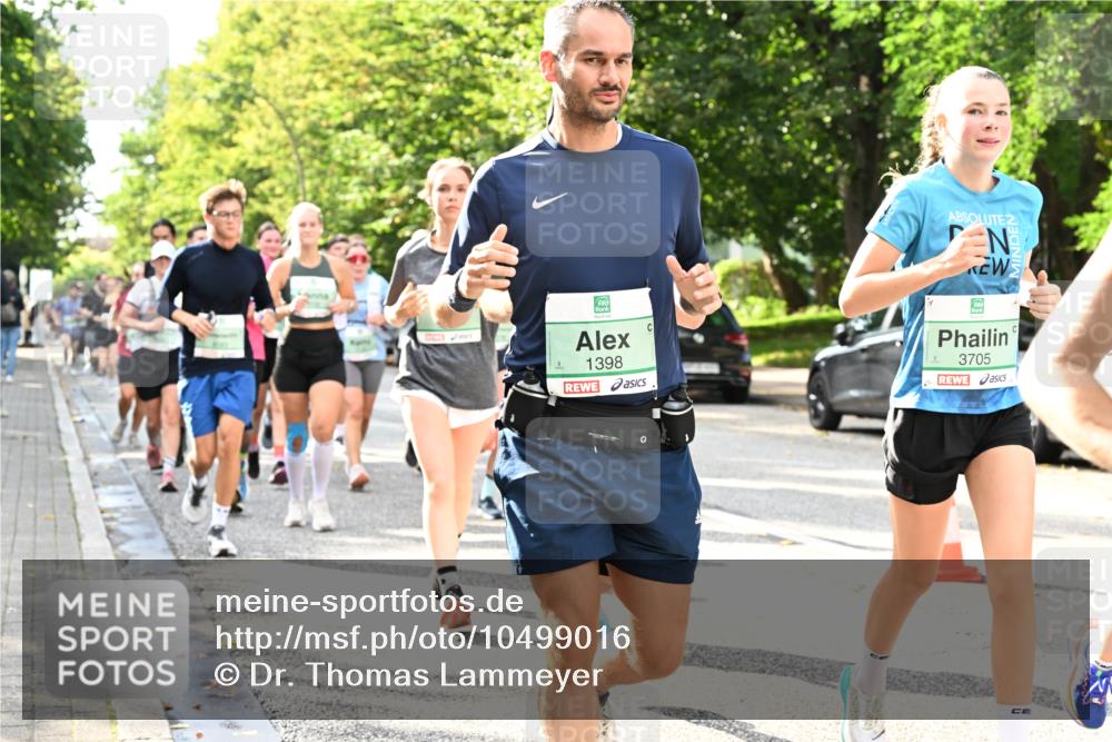 20.09.2026 - PSD Bank Halbmarathon Dr. Thomas Lammeyer http://msf.ph/oto/10499016 20.09.2026 10:49:57 Laufen 1398, 3705 meine-sportfotos.de
