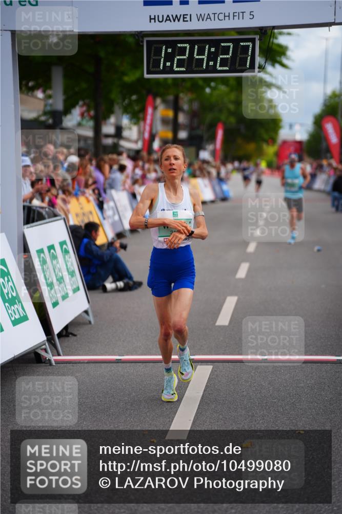 20.09.2026 - PSD Bank Halbmarathon LAZAROV Photography http://msf.ph/oto/10499080 20.09.2026 11:24:27 Ziel 2125, 2895, 3407 meine-sportfotos.de