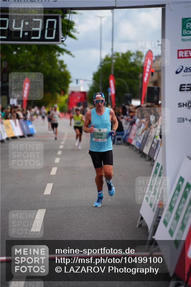 20.09.2026 - PSD Bank Halbmarathon LAZAROV Photography http://msf.ph/oto/10499100 20.09.2026 11:24:30 Ziel 2125, 2895, 3407, 3548 meine-sportfotos.de