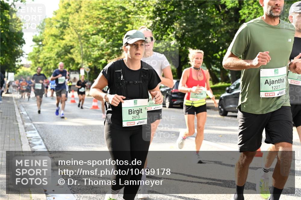 20.09.2026 - PSD Bank Halbmarathon Dr. Thomas Lammeyer http://msf.ph/oto/10499178 20.09.2026 10:50:14 Laufen 240, 2413, 2077, 1227, 29 meine-sportfotos.de