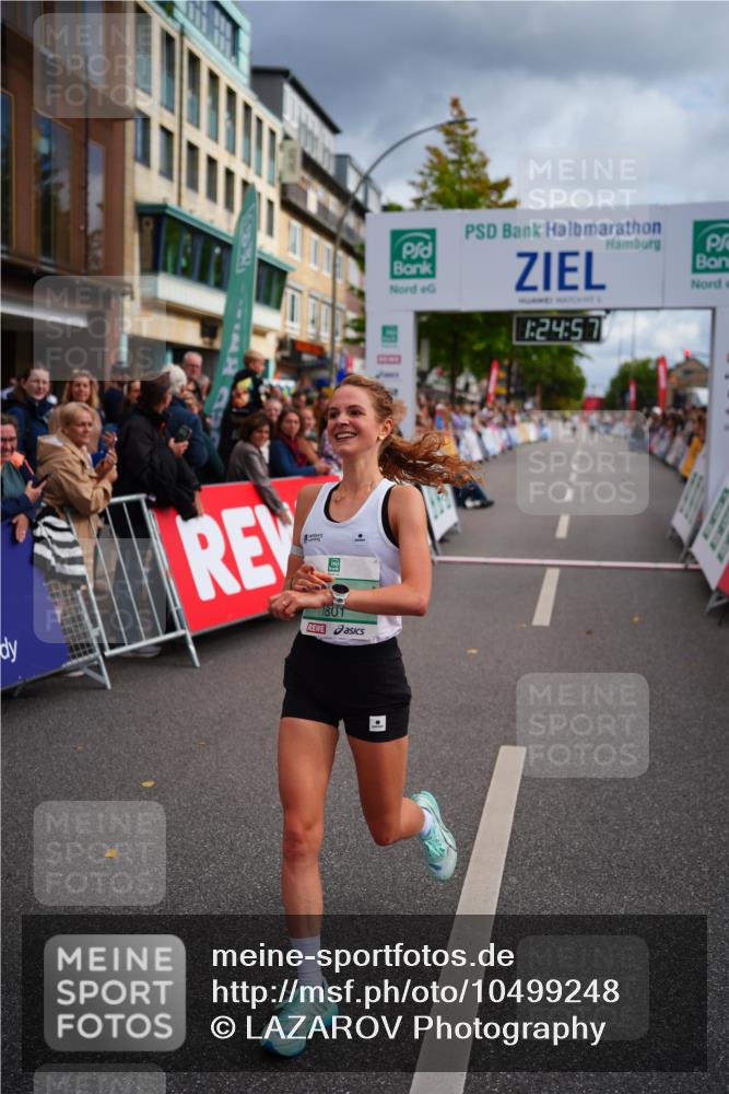 20.09.2026 - PSD Bank Halbmarathon LAZAROV Photography http://msf.ph/oto/10499248 20.09.2026 11:24:57 Ziel 1780, 1801 meine-sportfotos.de