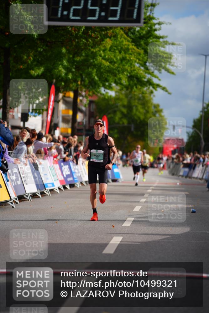 20.09.2026 - PSD Bank Halbmarathon LAZAROV Photography http://msf.ph/oto/10499321 20.09.2026 11:25:30 Ziel 2339 meine-sportfotos.de