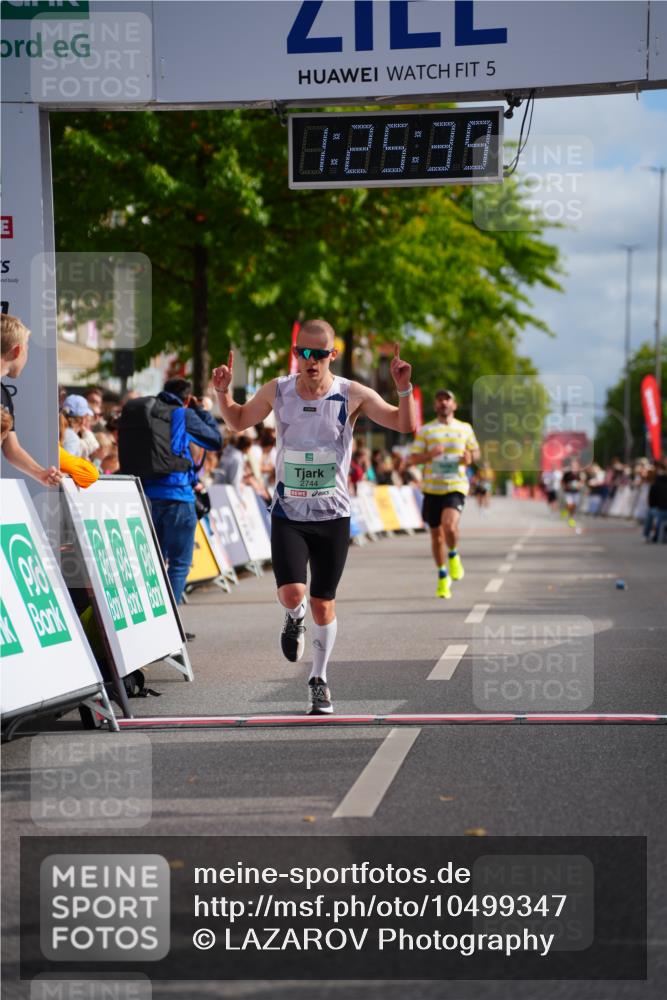 20.09.2026 - PSD Bank Halbmarathon LAZAROV Photography http://msf.ph/oto/10499347 20.09.2026 11:25:39 Ziel 1428, 2339, 2744 meine-sportfotos.de