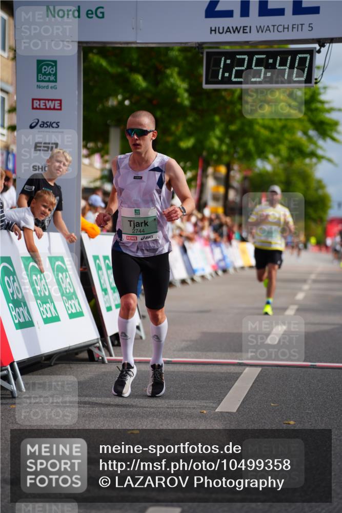20.09.2026 - PSD Bank Halbmarathon LAZAROV Photography http://msf.ph/oto/10499358 20.09.2026 11:25:40 Ziel 1428, 2339, 2744 meine-sportfotos.de
