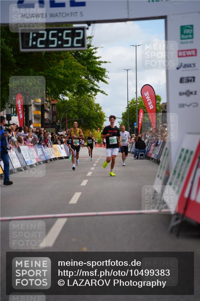 20.09.2026 - PSD Bank Halbmarathon LAZAROV Photography http://msf.ph/oto/10499383 20.09.2026 11:25:52 Ziel 2388, 4277 meine-sportfotos.de