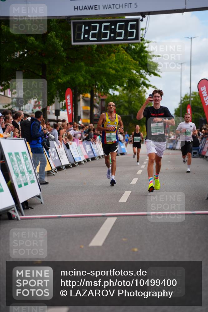20.09.2026 - PSD Bank Halbmarathon LAZAROV Photography http://msf.ph/oto/10499400 20.09.2026 11:25:54 Ziel 2388, 4277 meine-sportfotos.de