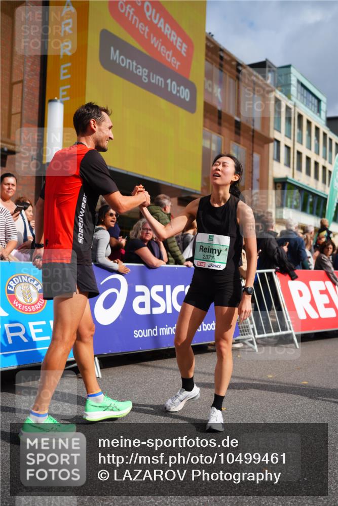 20.09.2026 - PSD Bank Halbmarathon LAZAROV Photography http://msf.ph/oto/10499461 20.09.2026 11:26:06 Ziel 2377, 4133, 4729 meine-sportfotos.de