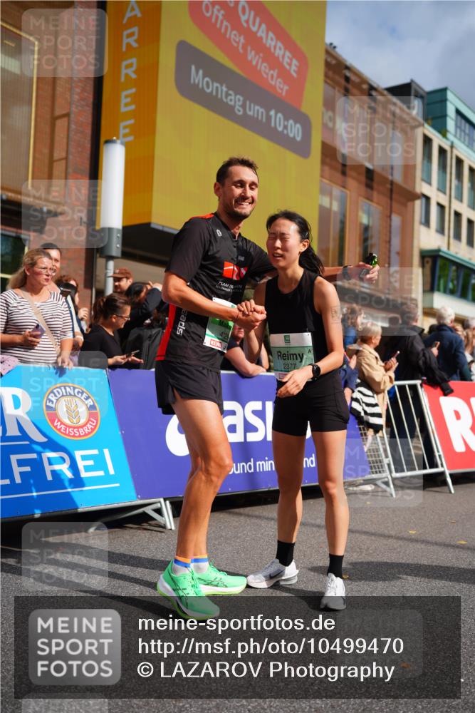 20.09.2026 - PSD Bank Halbmarathon LAZAROV Photography http://msf.ph/oto/10499470 20.09.2026 11:26:07 Ziel 2377, 4133, 4347, 4729 meine-sportfotos.de