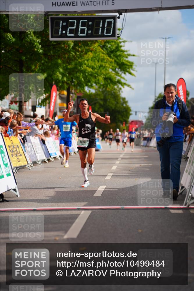 20.09.2026 - PSD Bank Halbmarathon LAZAROV Photography http://msf.ph/oto/10499484 20.09.2026 11:26:10 Ziel 2333, 4347 meine-sportfotos.de