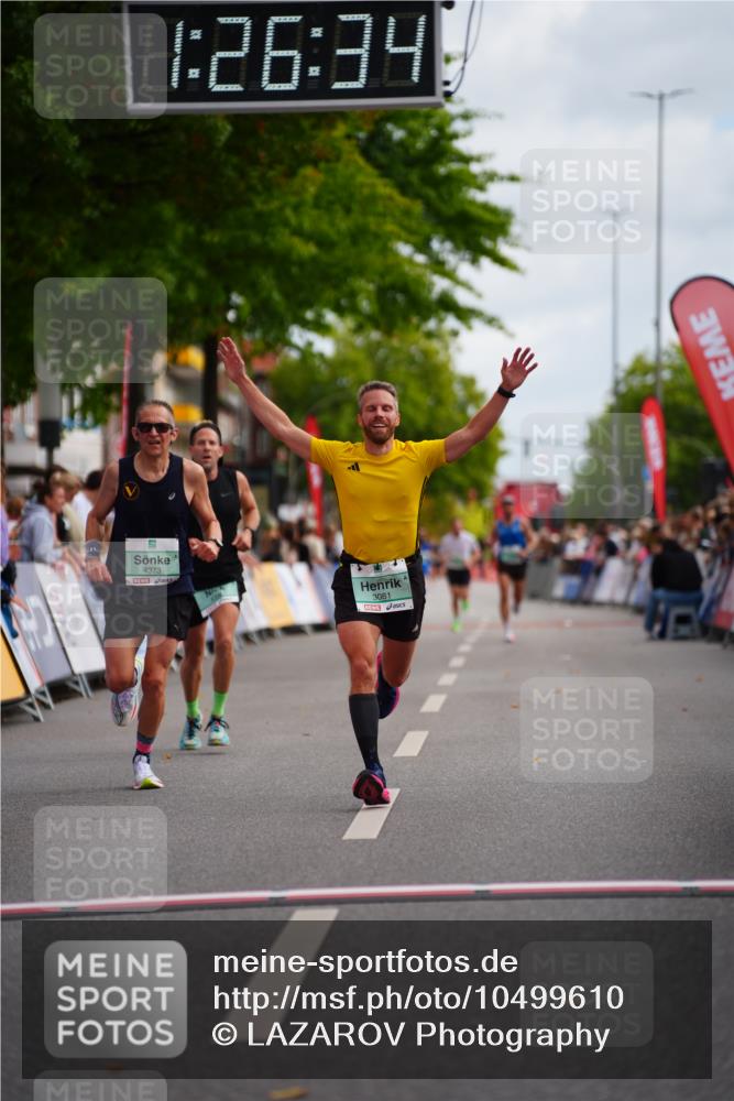 20.09.2026 - PSD Bank Halbmarathon LAZAROV Photography http://msf.ph/oto/10499610 20.09.2026 11:26:34 Ziel 1518, 3081, 4174, 4373, 4396 meine-sportfotos.de