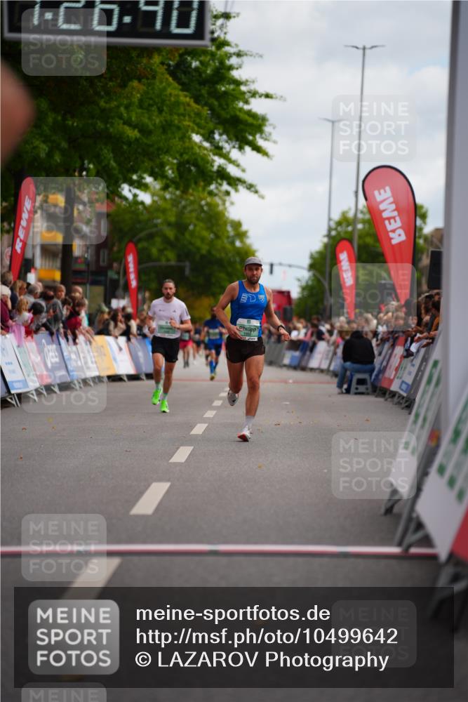 20.09.2026 - PSD Bank Halbmarathon LAZAROV Photography http://msf.ph/oto/10499642 20.09.2026 11:26:39 Ziel 1950, 3081, 4373, 4396 meine-sportfotos.de