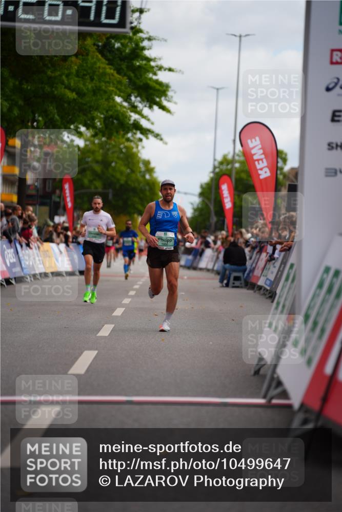 20.09.2026 - PSD Bank Halbmarathon LAZAROV Photography http://msf.ph/oto/10499647 20.09.2026 11:26:40 Ziel 1950, 3081, 4373, 4396 meine-sportfotos.de