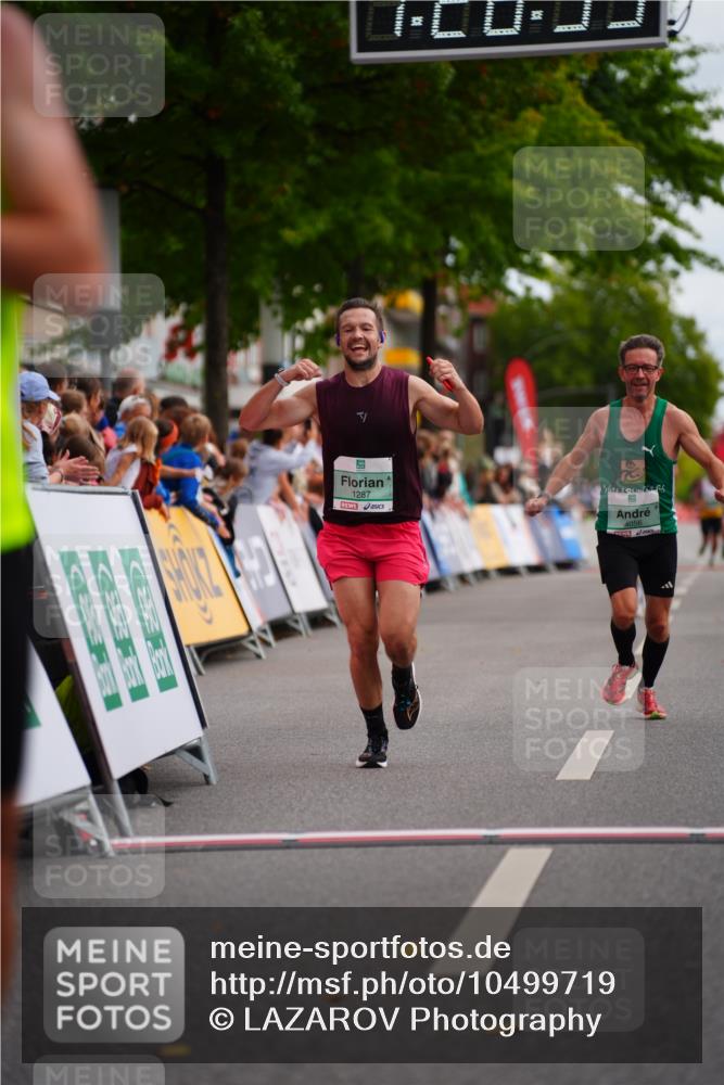 20.09.2026 - PSD Bank Halbmarathon LAZAROV Photography http://msf.ph/oto/10499719 20.09.2026 11:26:55 Ziel 1287, 2292, 3886, 4056 meine-sportfotos.de