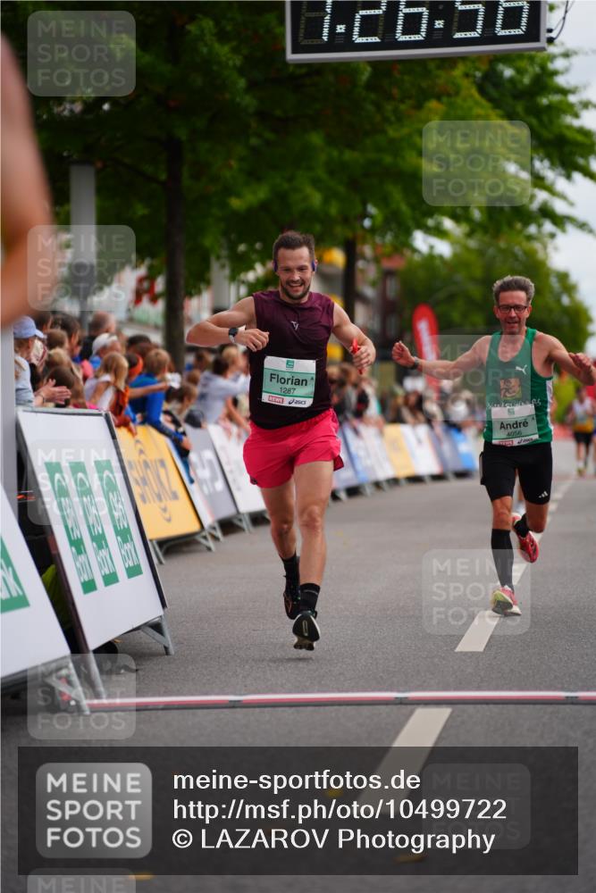 20.09.2026 - PSD Bank Halbmarathon LAZAROV Photography http://msf.ph/oto/10499722 20.09.2026 11:26:55 Ziel 1287, 2292, 3886, 4056 meine-sportfotos.de