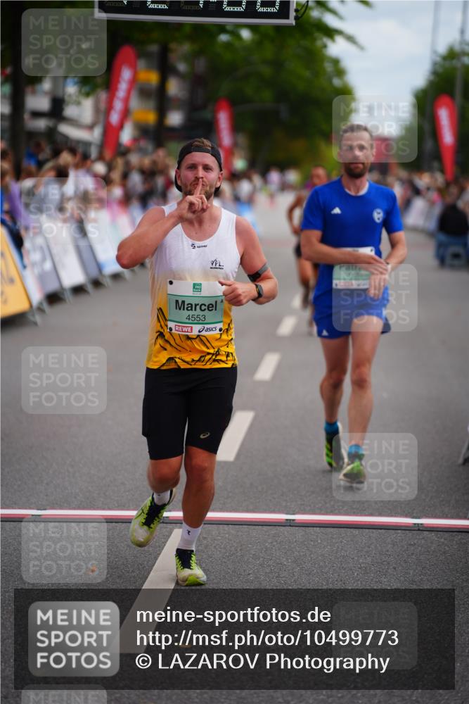 20.09.2026 - PSD Bank Halbmarathon LAZAROV Photography http://msf.ph/oto/10499773 20.09.2026 11:27:08 Ziel 1574, 2346, 2845, 3870, 4553 meine-sportfotos.de