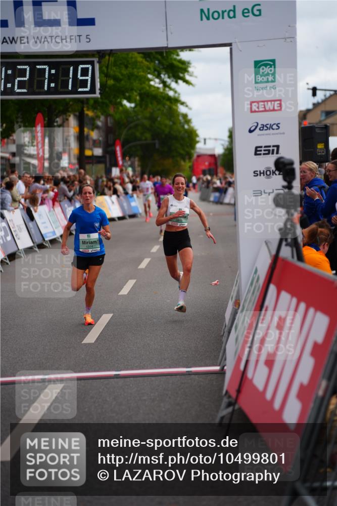 20.09.2026 - PSD Bank Halbmarathon LAZAROV Photography http://msf.ph/oto/10499801 20.09.2026 11:27:18 Ziel 1314, 2813, 3870 meine-sportfotos.de