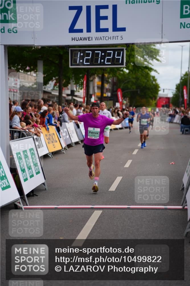 20.09.2026 - PSD Bank Halbmarathon LAZAROV Photography http://msf.ph/oto/10499822 20.09.2026 11:27:24 Ziel 1314, 2813, 4100, 4648 meine-sportfotos.de