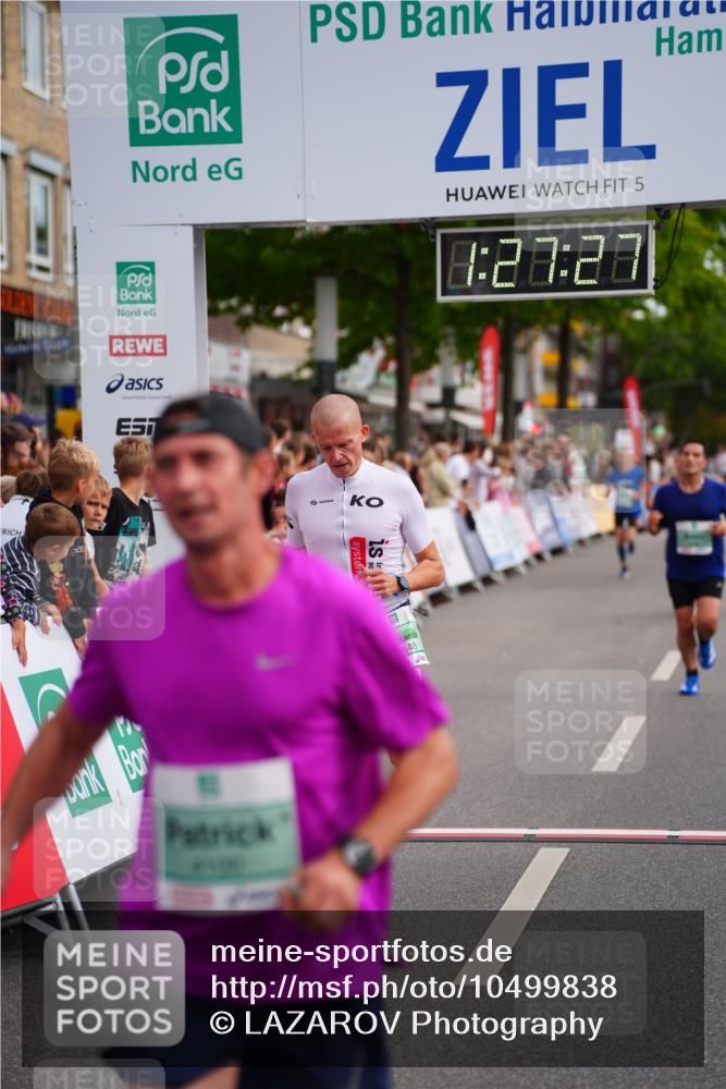 20.09.2026 - PSD Bank Halbmarathon LAZAROV Photography http://msf.ph/oto/10499838 20.09.2026 11:27:27 Ziel 1314, 2096, 2813, 4100, 4496, 4648 meine-sportfotos.de