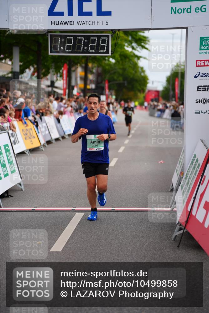 20.09.2026 - PSD Bank Halbmarathon LAZAROV Photography http://msf.ph/oto/10499858 20.09.2026 11:27:29 Ziel 1078, 2096, 4100, 4496, 4648 meine-sportfotos.de