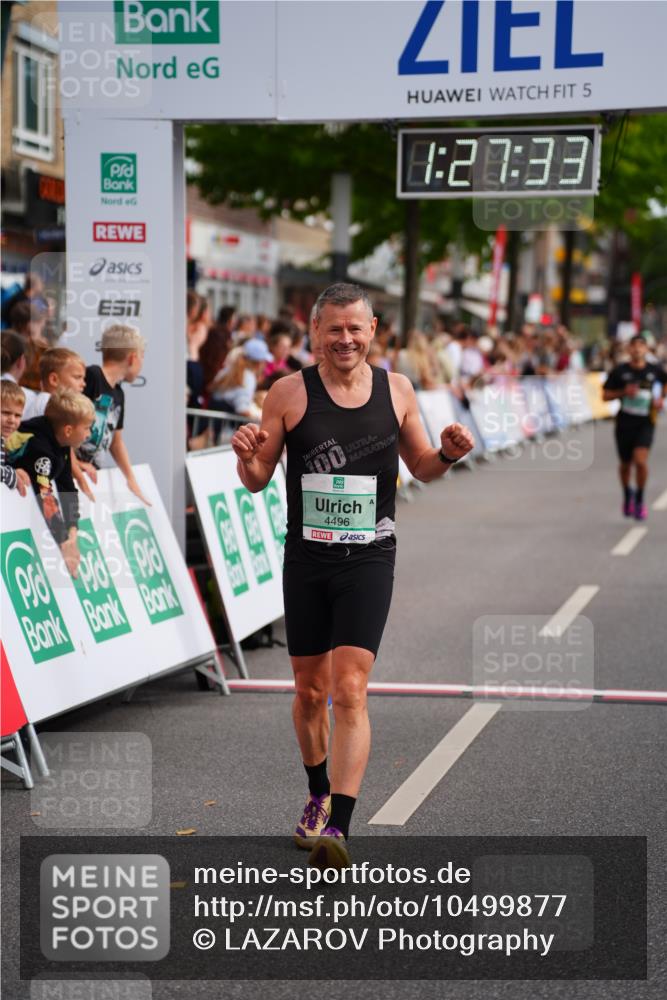 20.09.2026 - PSD Bank Halbmarathon LAZAROV Photography http://msf.ph/oto/10499877 20.09.2026 11:27:33 Ziel 1078, 2096, 2880, 4100, 4496, 4648 meine-sportfotos.de