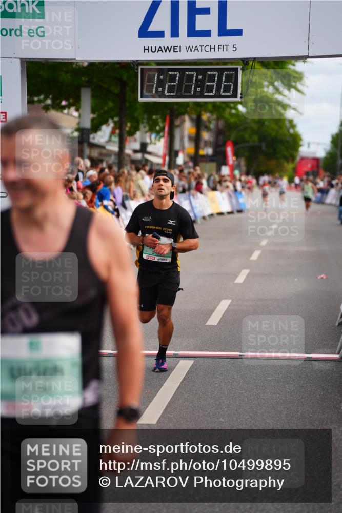 20.09.2026 - PSD Bank Halbmarathon LAZAROV Photography http://msf.ph/oto/10499895 20.09.2026 11:27:35 Ziel 1078, 2096, 2880, 4496 meine-sportfotos.de