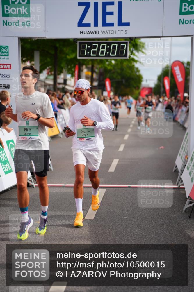 20.09.2026 - PSD Bank Halbmarathon LAZAROV Photography http://msf.ph/oto/10500015 20.09.2026 11:28:07 Ziel 1399, 1606, 1679, 3068, 3207, 4795 meine-sportfotos.de