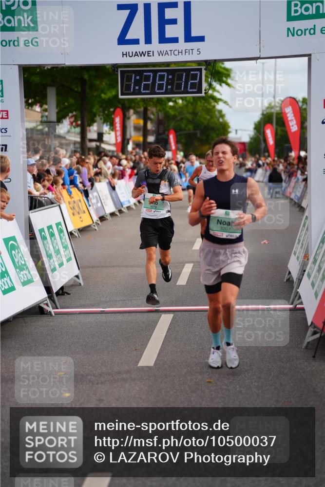 20.09.2026 - PSD Bank Halbmarathon LAZAROV Photography http://msf.ph/oto/10500037 20.09.2026 11:28:11 Ziel 1399, 1679, 2484, 3068, 3207, 4795 meine-sportfotos.de