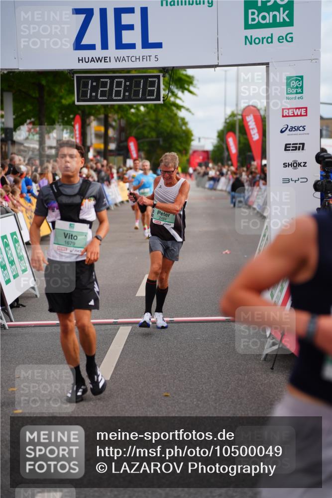 20.09.2026 - PSD Bank Halbmarathon LAZAROV Photography http://msf.ph/oto/10500049 20.09.2026 11:28:13 Ziel 1096, 1399, 1679, 2484, 3068, 3207, 3362, 4795 meine-sportfotos.de