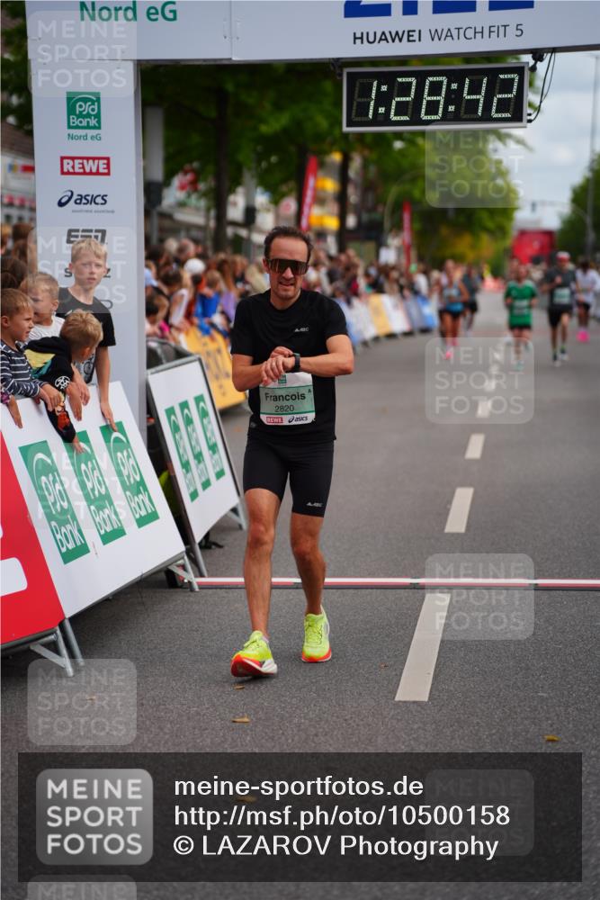 20.09.2026 - PSD Bank Halbmarathon LAZAROV Photography http://msf.ph/oto/10500158 20.09.2026 11:28:42 Ziel 2645, 2820 meine-sportfotos.de