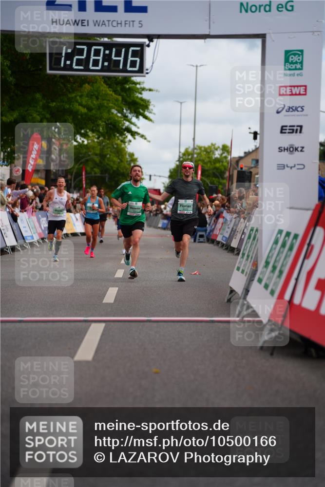 20.09.2026 - PSD Bank Halbmarathon LAZAROV Photography http://msf.ph/oto/10500166 20.09.2026 11:28:46 Ziel 1333, 1506, 2490, 2645, 2820, 4325 meine-sportfotos.de