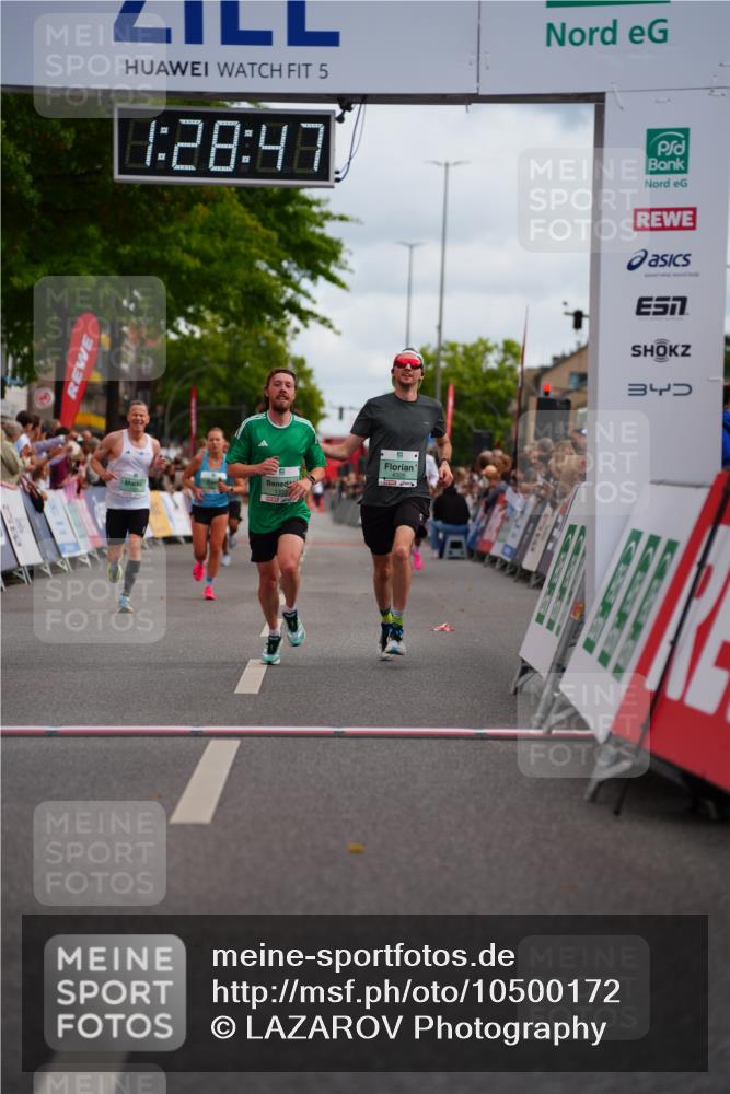 20.09.2026 - PSD Bank Halbmarathon LAZAROV Photography http://msf.ph/oto/10500172 20.09.2026 11:28:46 Ziel 1333, 1506, 2490, 2645, 2820, 4325 meine-sportfotos.de