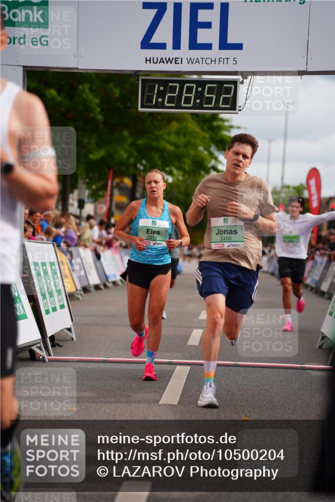 20.09.2026 - PSD Bank Halbmarathon LAZAROV Photography http://msf.ph/oto/10500204 20.09.2026 11:28:51 Ziel 1333, 1506, 2372, 2490, 3665, 4325 meine-sportfotos.de