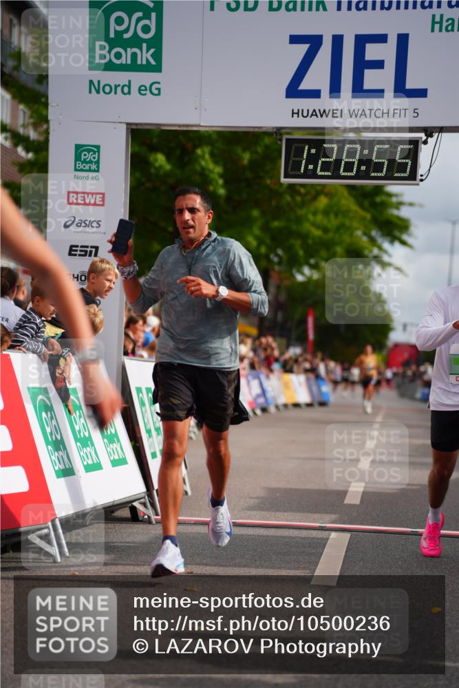 20.09.2026 - PSD Bank Halbmarathon LAZAROV Photography http://msf.ph/oto/10500236 20.09.2026 11:28:54 Ziel 1333, 1506, 2372, 2490, 3665, 4325 meine-sportfotos.de