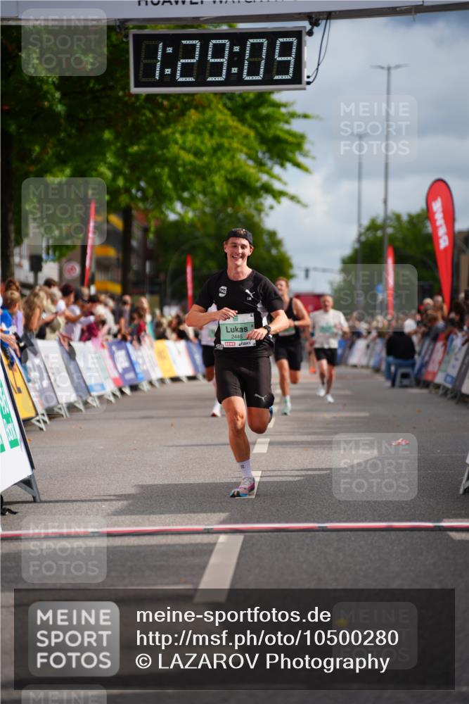 20.09.2026 - PSD Bank Halbmarathon LAZAROV Photography http://msf.ph/oto/10500280 20.09.2026 11:29:08 Ziel 1057, 2446 meine-sportfotos.de