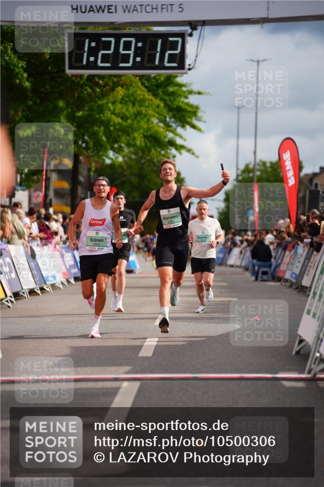 20.09.2026 - PSD Bank Halbmarathon LAZAROV Photography http://msf.ph/oto/10500306 20.09.2026 11:29:11 Ziel 1057, 1572, 2404, 2446, 2459, 2975 meine-sportfotos.de