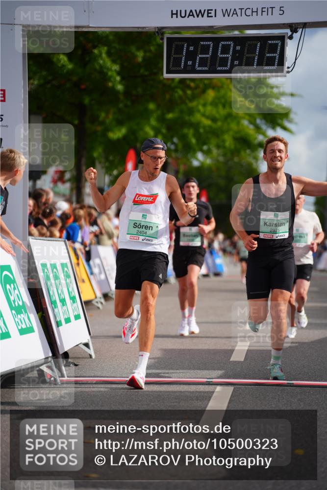 20.09.2026 - PSD Bank Halbmarathon LAZAROV Photography http://msf.ph/oto/10500323 20.09.2026 11:29:13 Ziel 1572, 2404, 2446, 2459, 2975 meine-sportfotos.de