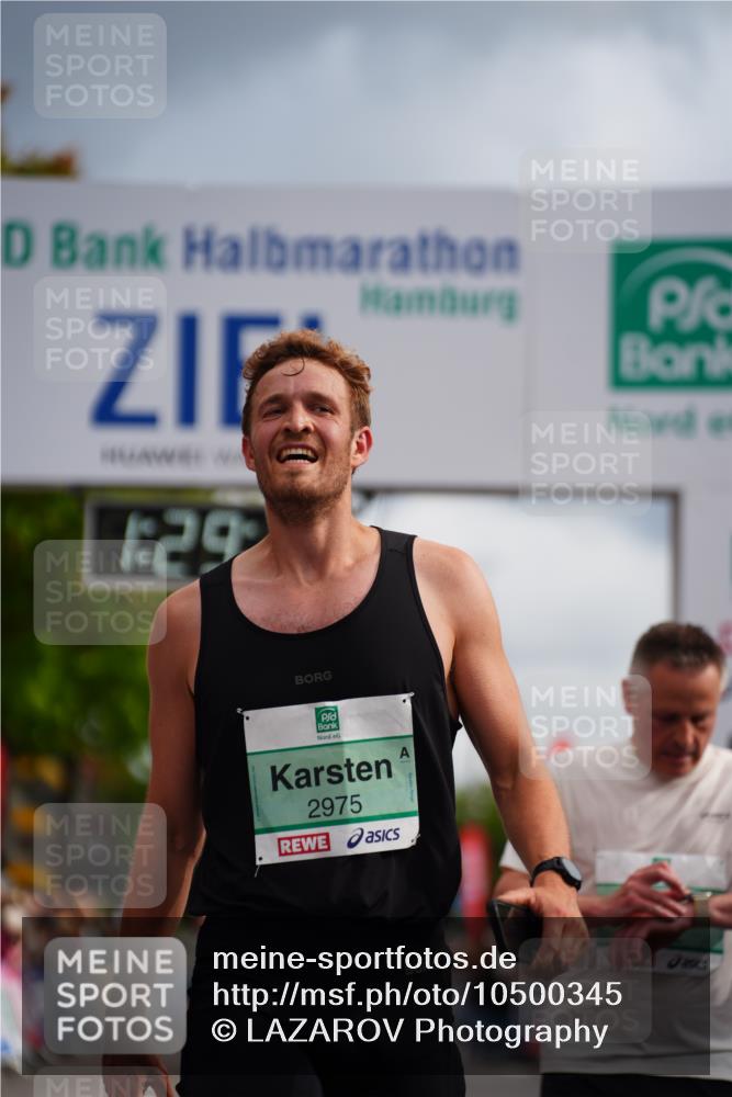 20.09.2026 - PSD Bank Halbmarathon LAZAROV Photography http://msf.ph/oto/10500345 20.09.2026 11:29:16 Ziel 1572, 2404, 2446, 2459, 2975, 4348 meine-sportfotos.de