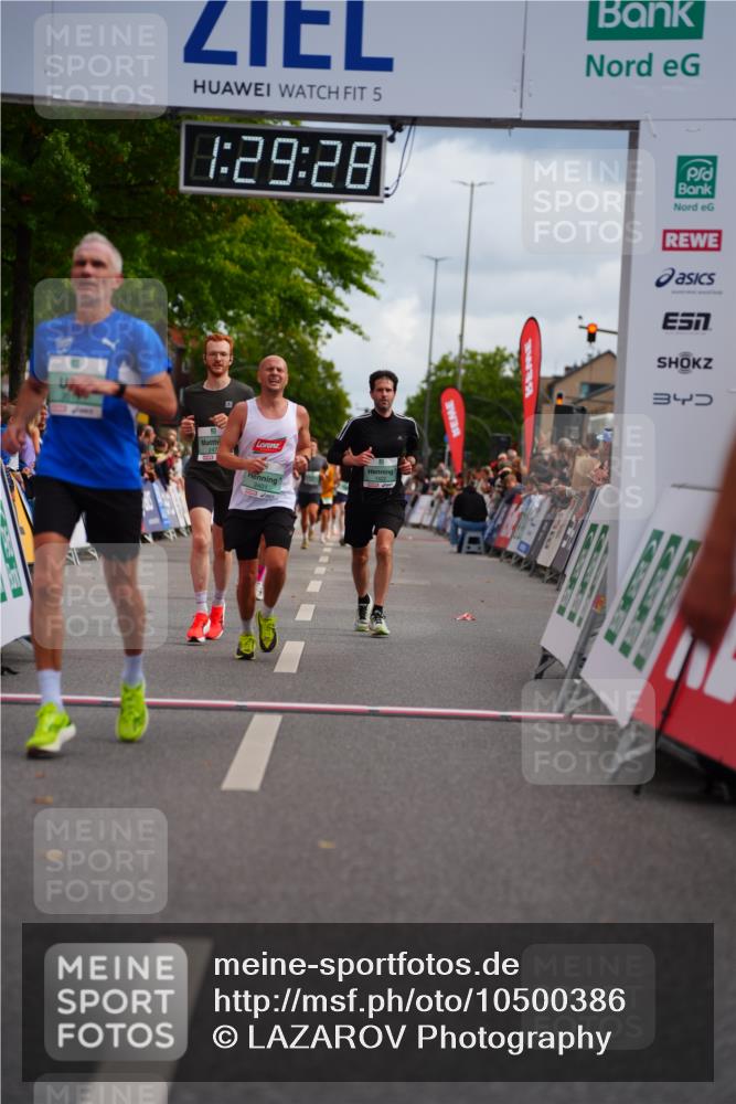 20.09.2026 - PSD Bank Halbmarathon LAZAROV Photography http://msf.ph/oto/10500386 20.09.2026 11:29:28 Ziel 1422, 1548, 2401, 2472, 3519, 4348, 4459 meine-sportfotos.de