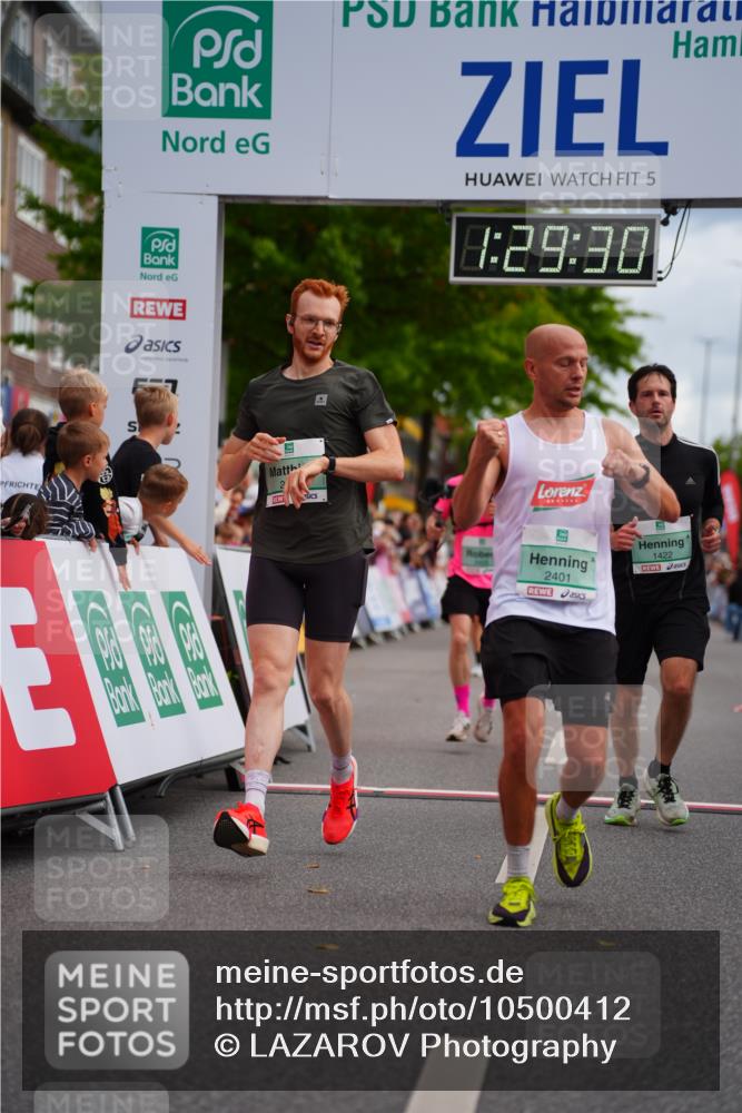 20.09.2026 - PSD Bank Halbmarathon LAZAROV Photography http://msf.ph/oto/10500412 20.09.2026 11:29:30 Ziel 1422, 1548, 2401, 2472, 3519, 3729, 4459 meine-sportfotos.de
