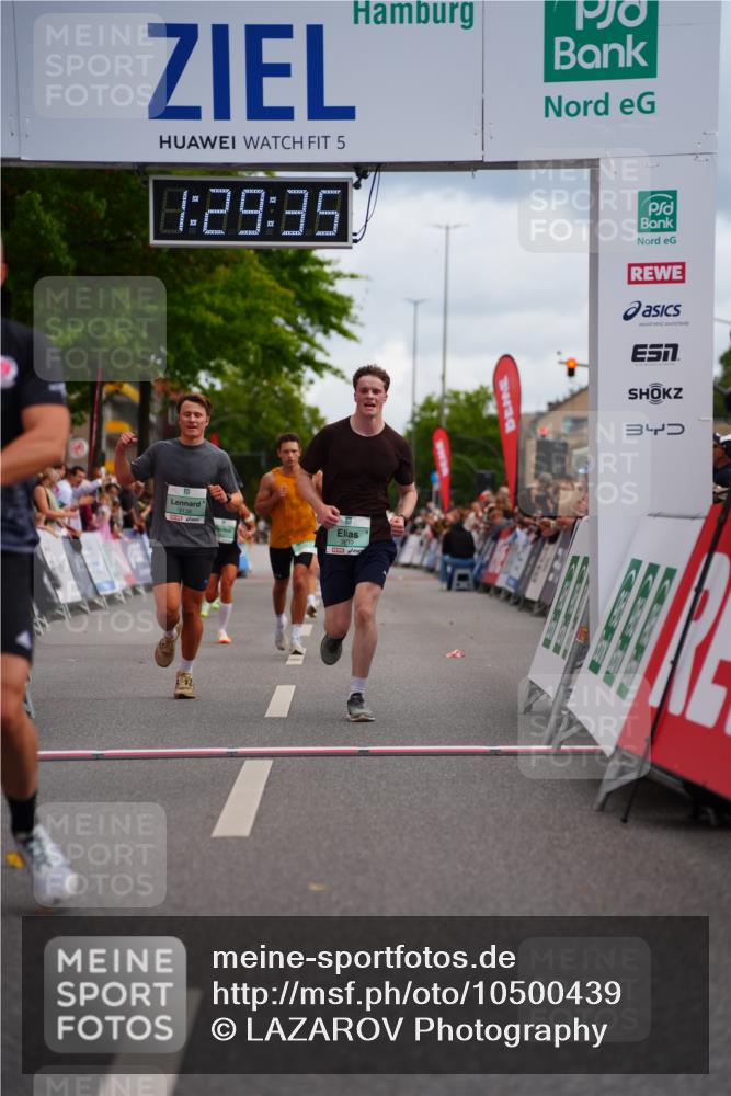 20.09.2026 - PSD Bank Halbmarathon LAZAROV Photography http://msf.ph/oto/10500439 20.09.2026 11:29:35 Ziel 1413, 1422, 2181, 2401, 2472, 3138, 3420, 3519, 3699, 3707, 3729, 4459 meine-sportfotos.de