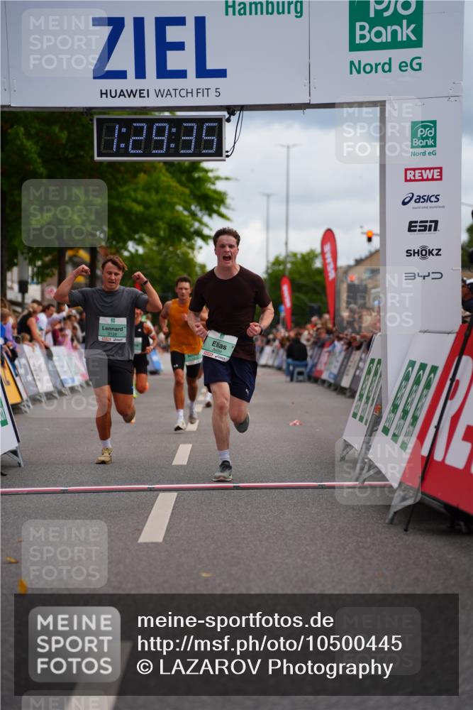 20.09.2026 - PSD Bank Halbmarathon LAZAROV Photography http://msf.ph/oto/10500445 20.09.2026 11:29:35 Ziel 1413, 1422, 2181, 2401, 2472, 3138, 3420, 3519, 3699, 3707, 3729, 4459 meine-sportfotos.de