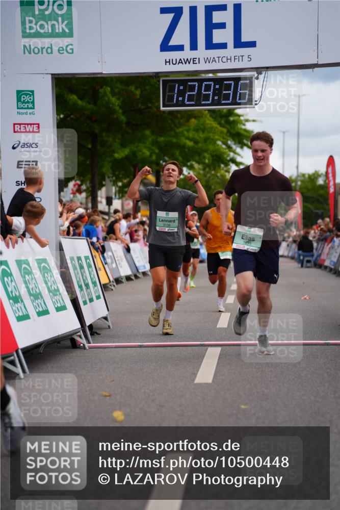 20.09.2026 - PSD Bank Halbmarathon LAZAROV Photography http://msf.ph/oto/10500448 20.09.2026 11:29:35 Ziel 1413, 1422, 2181, 2401, 2472, 3138, 3420, 3519, 3699, 3707, 3729, 4459 meine-sportfotos.de