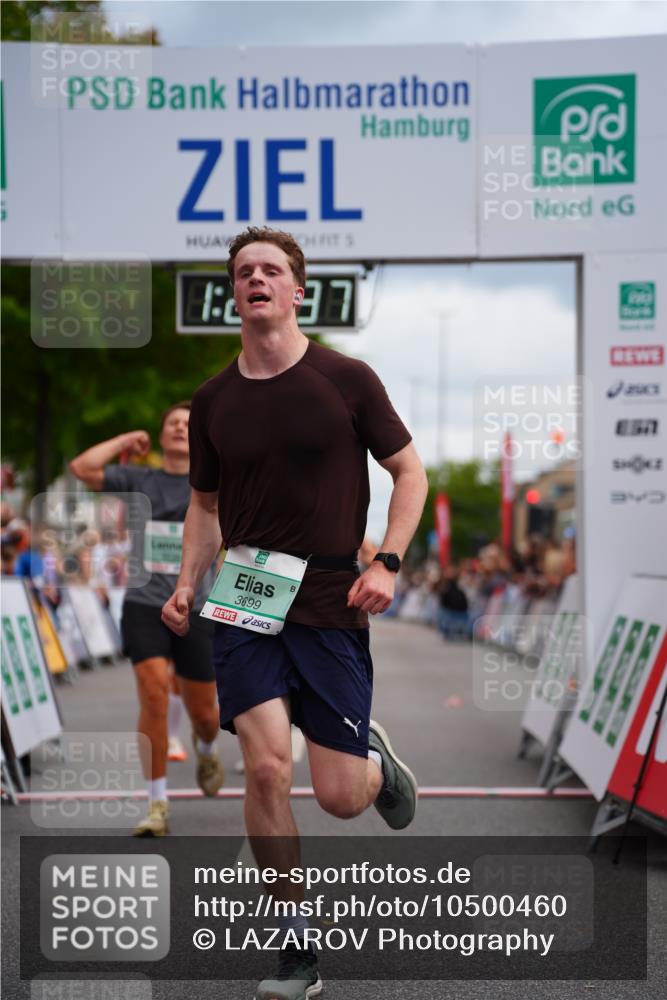 20.09.2026 - PSD Bank Halbmarathon LAZAROV Photography http://msf.ph/oto/10500460 20.09.2026 11:29:37 Ziel 1413, 1422, 2181, 2472, 3138, 3420, 3699, 3707, 3729, 4459 meine-sportfotos.de