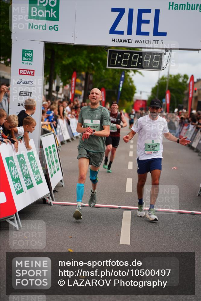 20.09.2026 - PSD Bank Halbmarathon LAZAROV Photography http://msf.ph/oto/10500497 20.09.2026 11:29:44 Ziel 1413, 2181, 2323, 3138, 3420, 3707, 3856, 4560 meine-sportfotos.de
